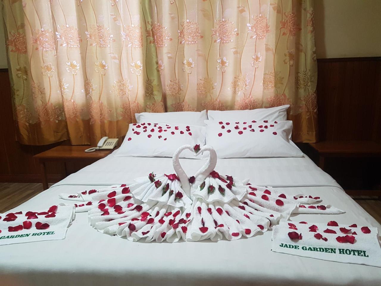 באגו Jade Garden Hotel מראה חיצוני תמונה